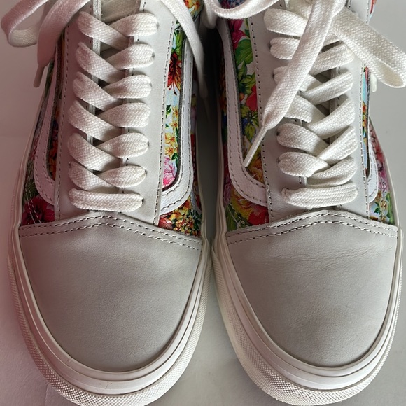 VANS•OLD SKOOL FLORAL METALLIC•WOMENS 8 - Picture 3 of 8